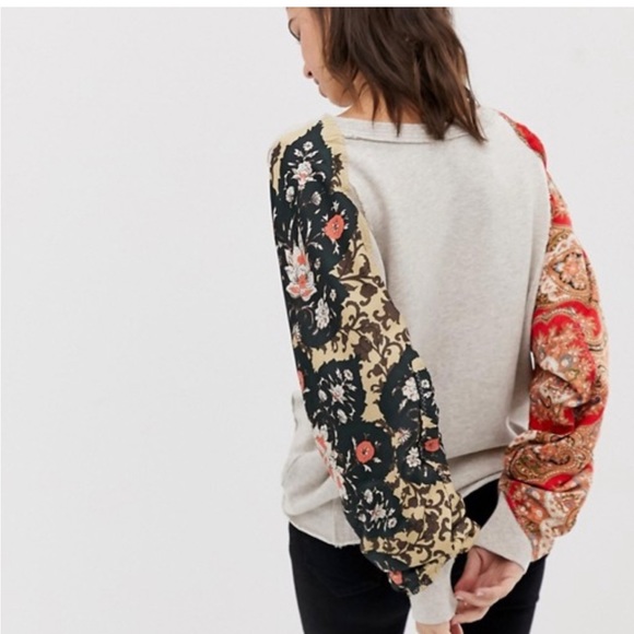 FreePeople Sweatshirt - Picture 2 of 3